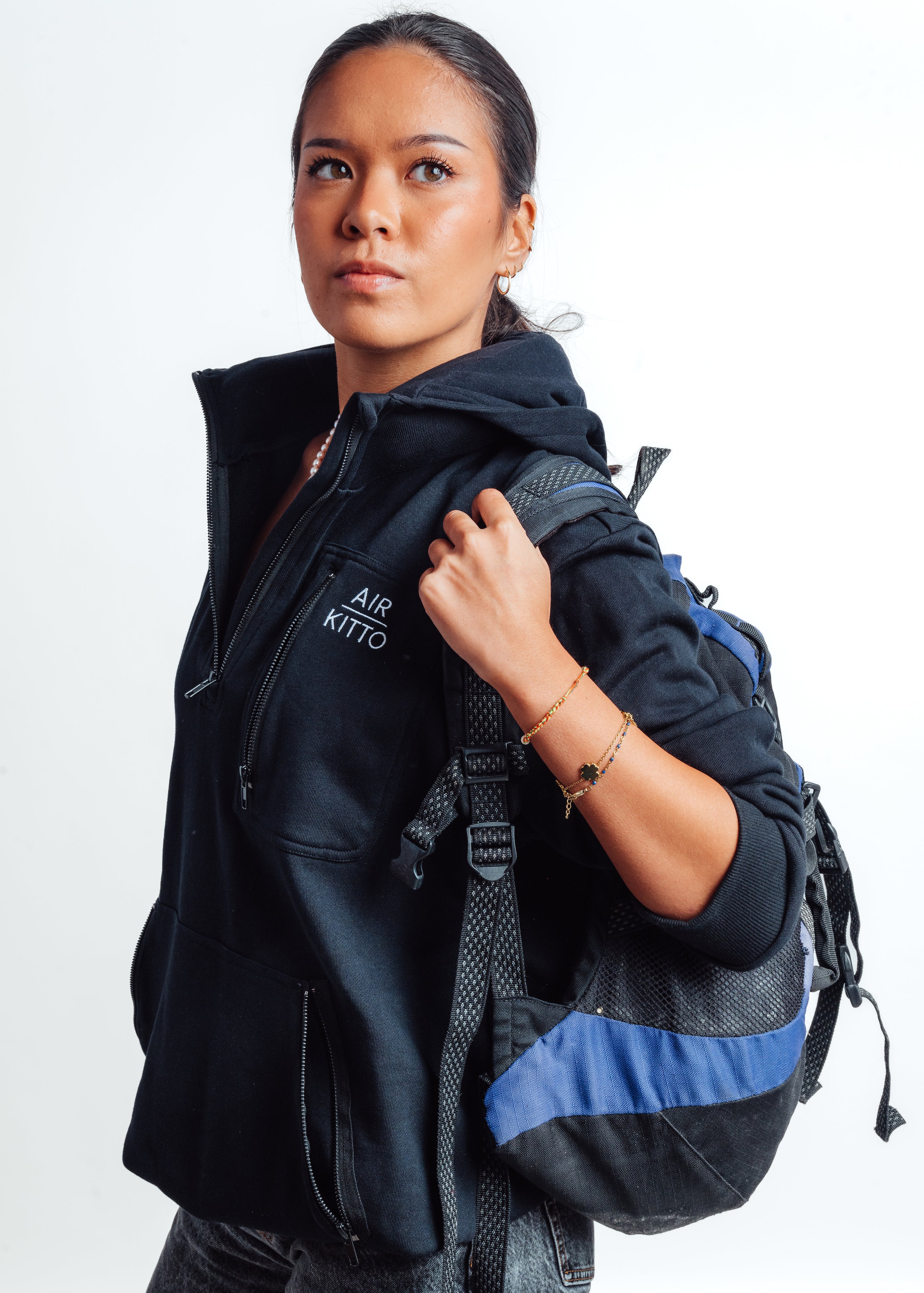 Airkitto Travel clothes vacation bagpack