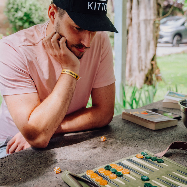 Airkitto Travel clothes vacation boardgame cap