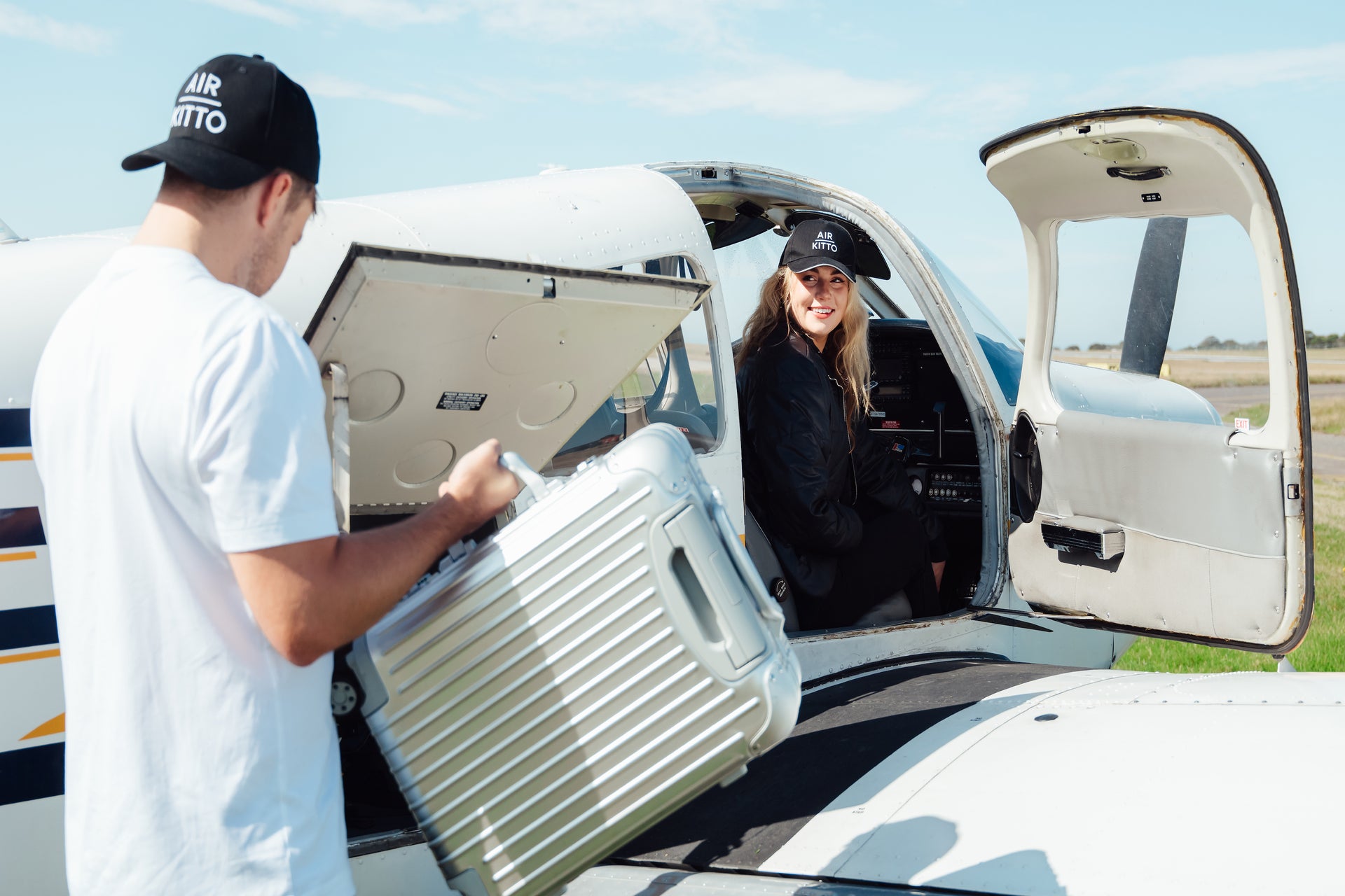 Airkitto Travel clothes vacation plane girl