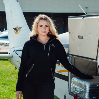 Airkitto Travel clothes vacation girl plane